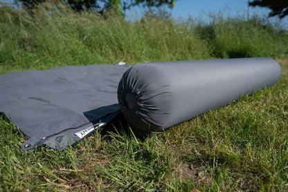 The BENT Connectable bolster "Zip-XL Lounger"