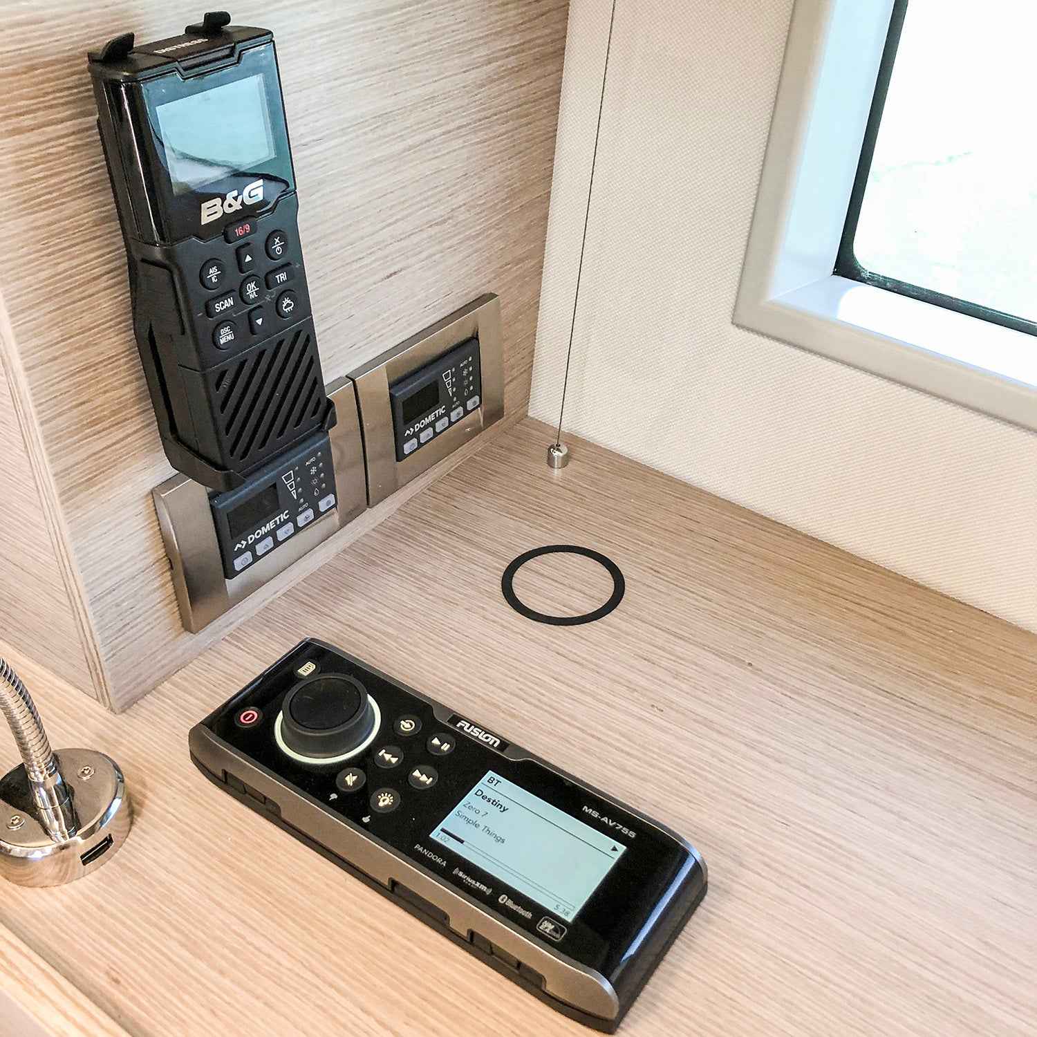Hidden Waterproof Wireless Charger 10W